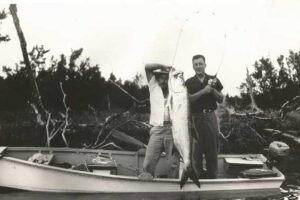 mowa ben hardesty and guide tarpon