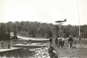 mowa float plane landing