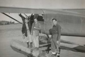 mowa standing on float plane